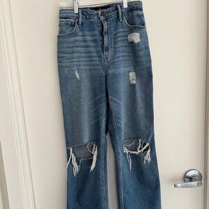 Hollister Ultra High Rise Dad Jeans Regular Medium Wash Denim Girls/Women